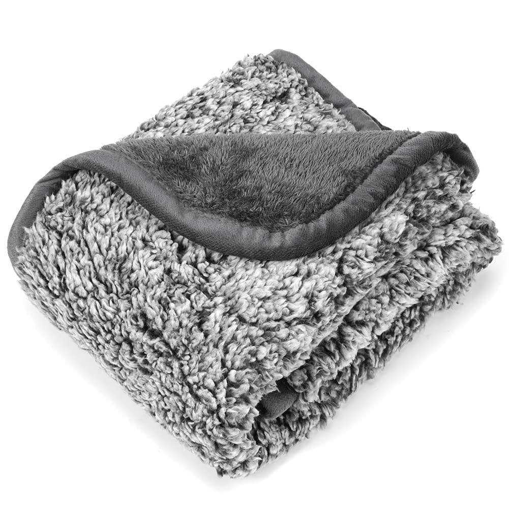 Waterproof Plush Reversible Sherpa Pet Blanket B870883