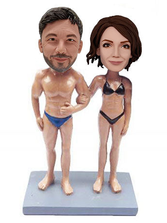 Happy Beach Couple 2 J2557