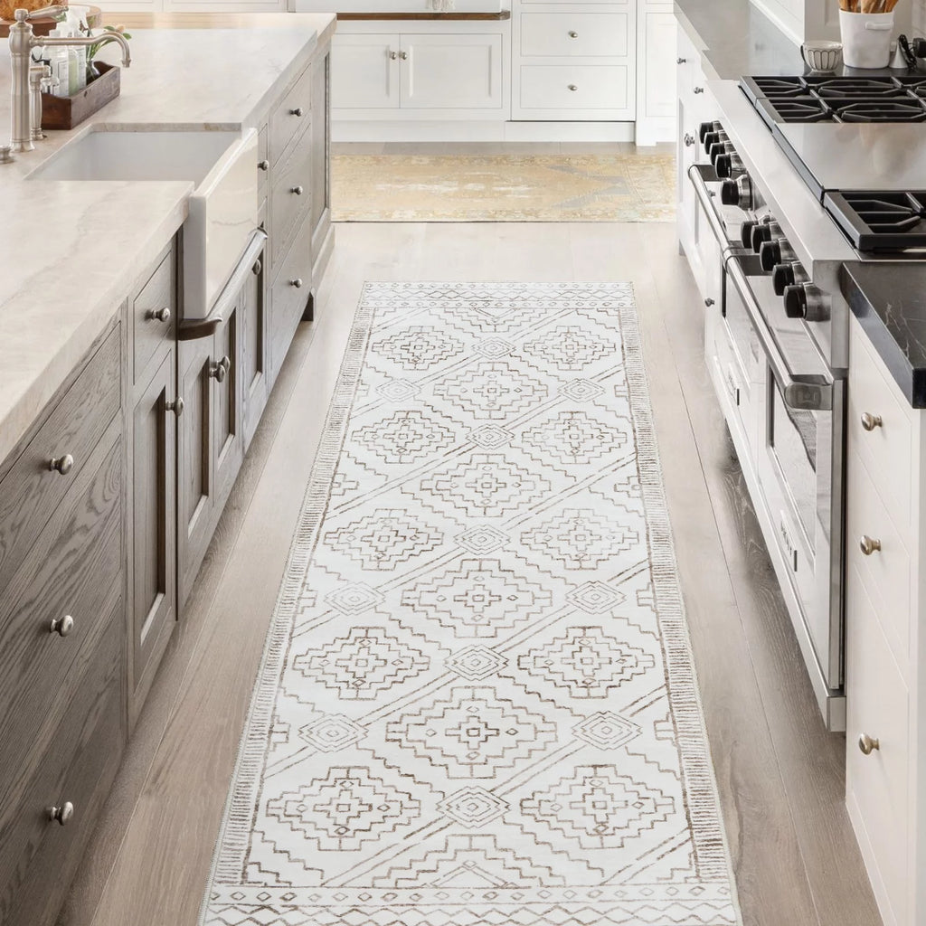 Taupe 2X5 Area Rug I831423