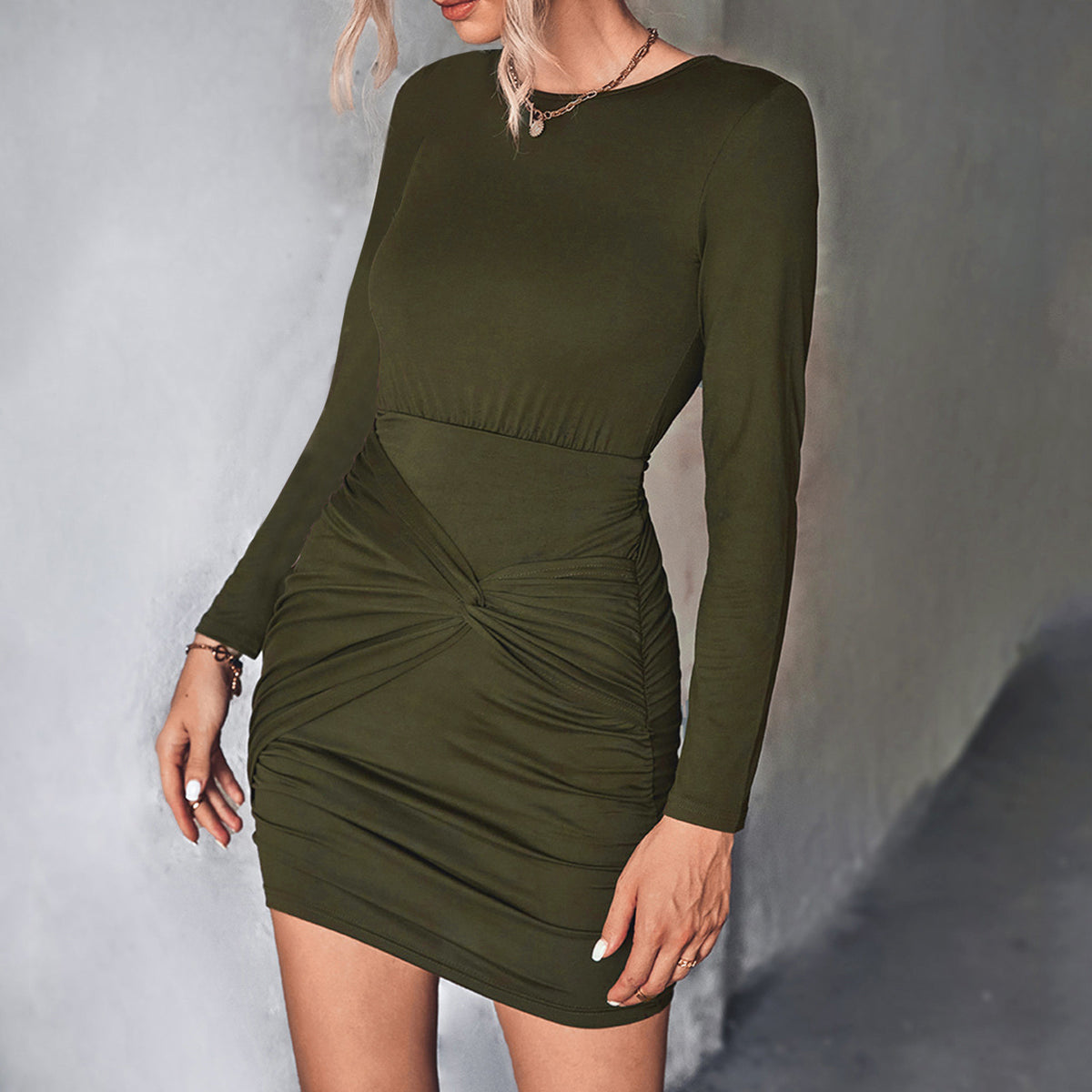 Solid Color Crew Neck Midi Dress V426