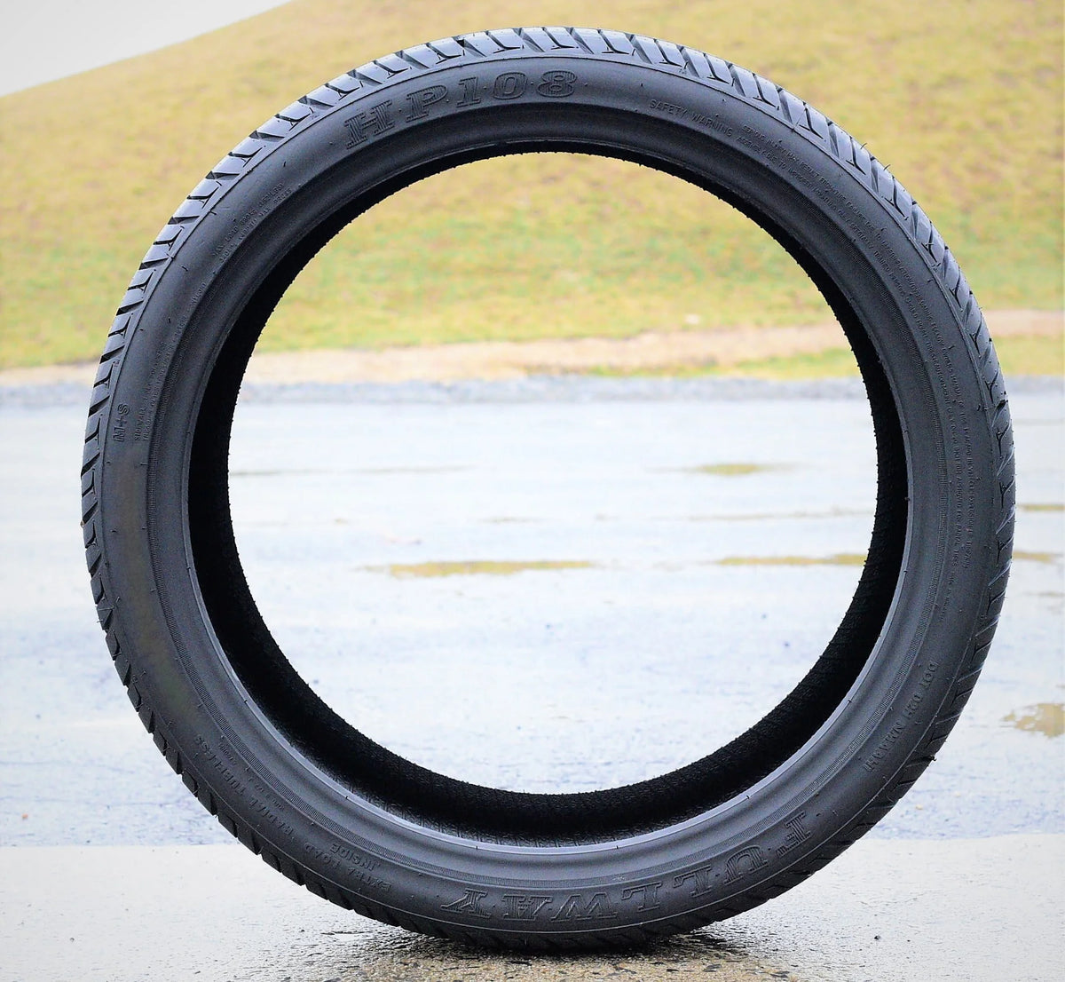 245/45ZR18 100W XL All Season Performance Tire J98416