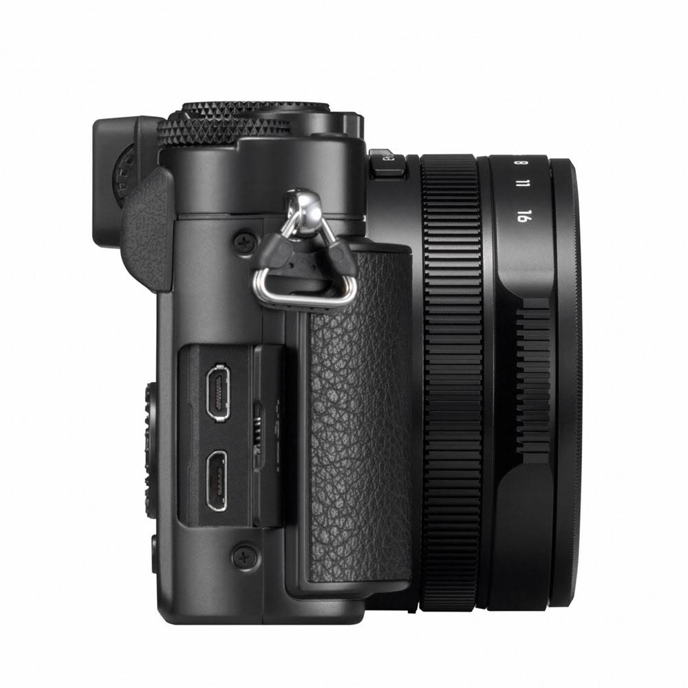 Black Digital Camera V80213
