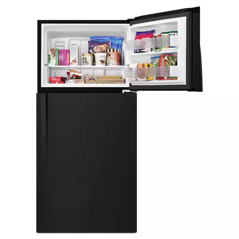 Top Freezer Refrigerator in Black O1395