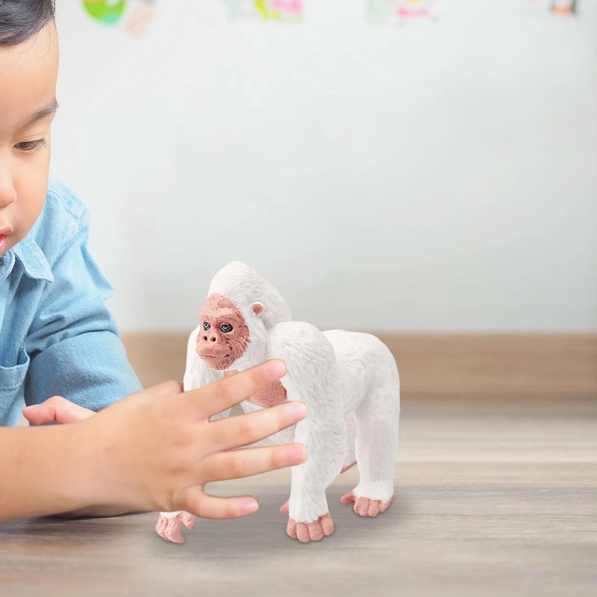 White Gorilla Action Figure Toy Statue Z980218