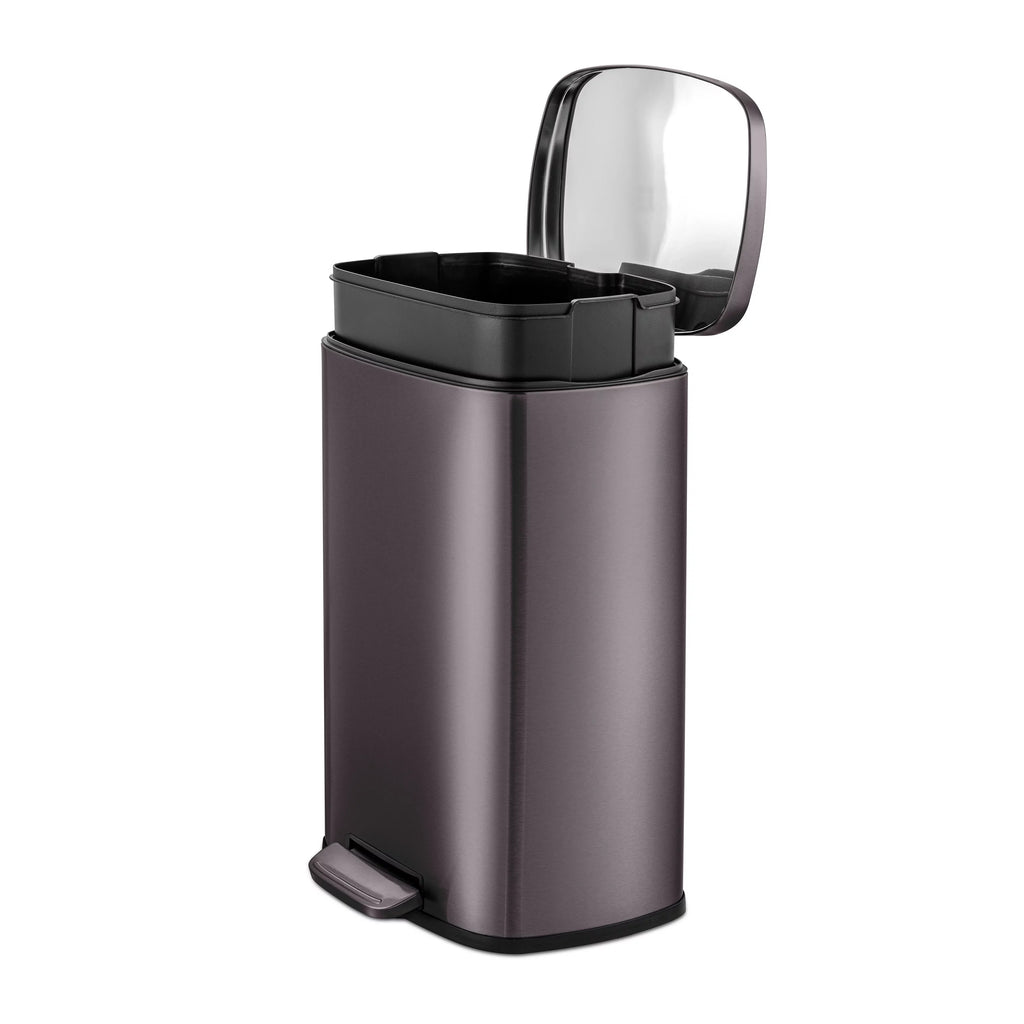 13.2 Gallon Rectangular Step On Trash Can Y940